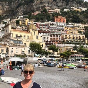 Meet your Posher, Rita